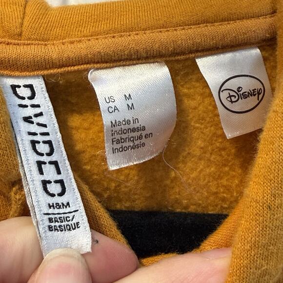 H&M Basic by Divided Women’s Disney Embroidered Mickey Mouse Sweatshirt Size M - Picture 4 of 5